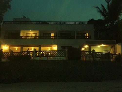 Ceu E Mar Inn 2*